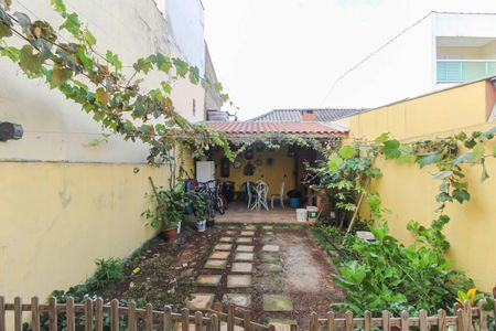 Casa à venda com 180m², 3 quartos e 2 vagas Casa à venda com 180m², 3 quartos e 2 vagasJardim