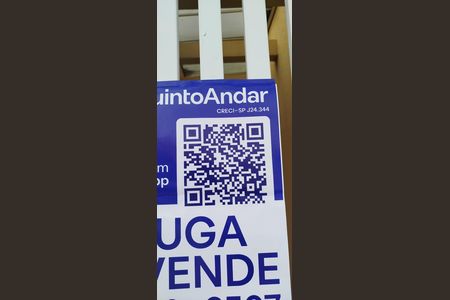 Casa à venda com 180m², 3 quartos e 2 vagas Casa à venda com 180m², 3 quartos e 2 vagasPlaquinha
