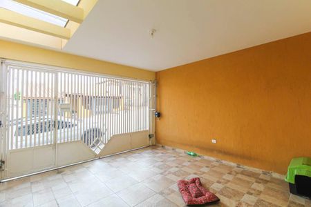 Casa à venda com 180m², 3 quartos e 2 vagas Casa à venda com 180m², 3 quartos e 2 vagasGaragem