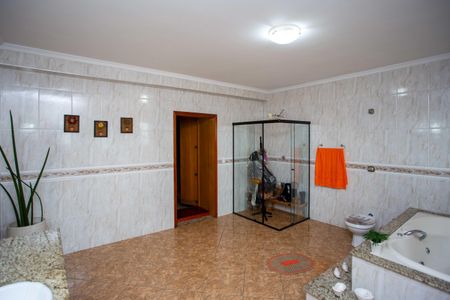 Casa para alugar com 250m², 3 quartos e 3 vagasBanheiro da Suíte