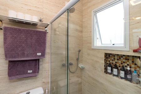 Casa de condomínio à venda com 120m², 3 quartos e 2 vagasBanheiro da Suíte