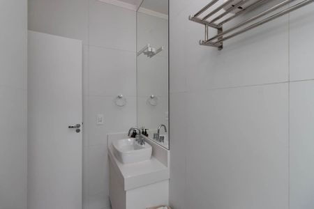 Casa de condomínio à venda com 120m², 3 quartos e 2 vagasBanheiro Social