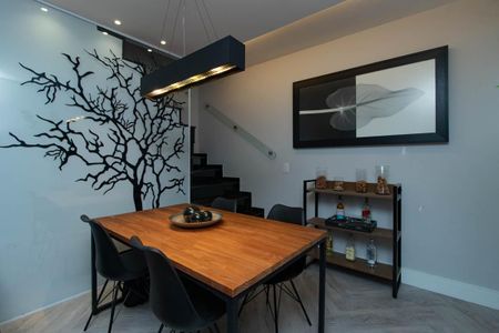 Casa de condomínio à venda com 120m², 3 quartos e 2 vagasSala