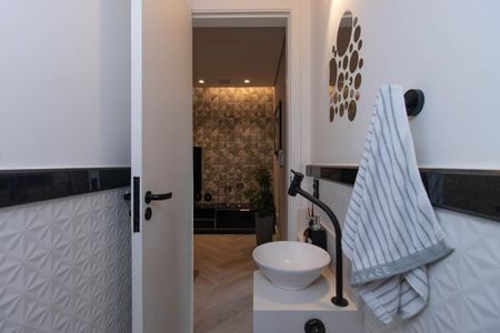 Casa de condomínio à venda com 120m², 3 quartos e 2 vagasLavabo