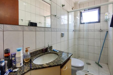 Apartamento para alugar com 70m², 2 quartos e 1 vaga Apartamento para alugar com 70m², 2 quartos e 1 vagaBanheiro da Suíte