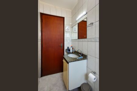 Apartamento para alugar com 70m², 2 quartos e 1 vaga Apartamento para alugar com 70m², 2 quartos e 1 vagaBanheiro da Suíte