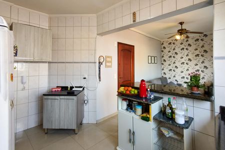 Apartamento para alugar com 70m², 2 quartos e 1 vaga Apartamento para alugar com 70m², 2 quartos e 1 vagaCozinha