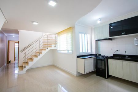 Apartamento à venda com 96m², 2 quartos e 1 vaga Apartamento à venda com 96m², 2 quartos e 1 vagaSala