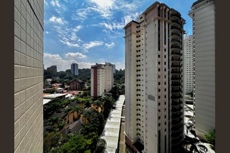 Apartamento à venda com 140m², 3 quartos e 3 vagasVista Suíte 1