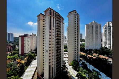 Apartamento à venda com 140m², 3 quartos e 3 vagasVista