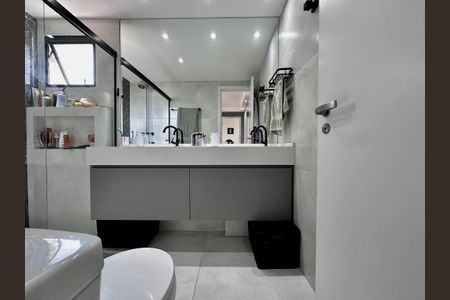 Apartamento à venda com 140m², 3 quartos e 3 vagasBanheiro Suíte 2