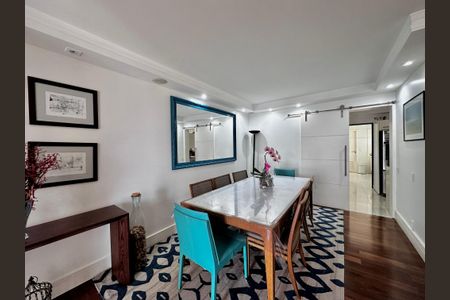 Apartamento à venda com 140m², 3 quartos e 3 vagasSala