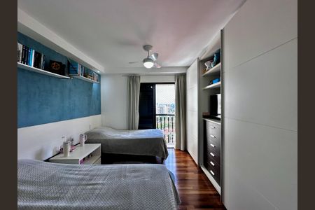 Apartamento à venda com 140m², 3 quartos e 3 vagasSuíte 2