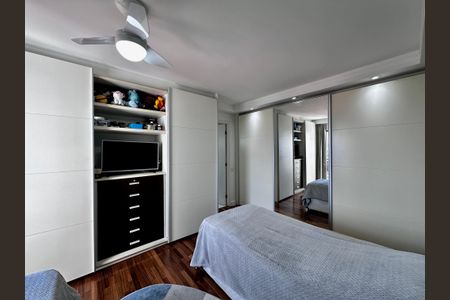 Apartamento à venda com 140m², 3 quartos e 3 vagasSuíte 2