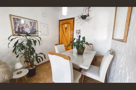 Apartamento à venda com 60m², 2 quartos e 1 vagaSala