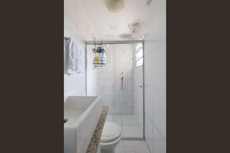 Casa de condomínio à venda com 66m², 2 quartos e 2 vagasBanheiro da Suíte 1