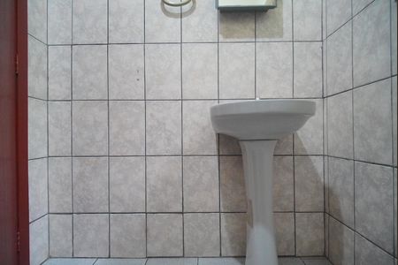 Casa à venda com 100m², 3 quartos e 1 vaga Casa à venda com 100m², 3 quartos e 1 vagaBanheiro 2