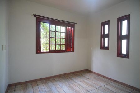 Casa à venda com 100m², 3 quartos e 1 vaga Casa à venda com 100m², 3 quartos e 1 vagaSala