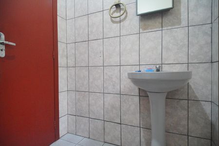 Casa à venda com 100m², 3 quartos e 1 vaga Casa à venda com 100m², 3 quartos e 1 vagaBanheiro 2