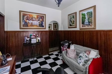 Casa à venda com 586m², 3 quartos e 6 vagas Casa à venda com 586m², 3 quartos e 6 vagasSala 2