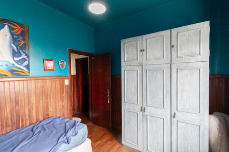 Casa à venda com 586m², 3 quartos e 6 vagas Casa à venda com 586m², 3 quartos e 6 vagasQuarto 1