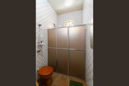 Casa à venda com 586m², 3 quartos e 6 vagas Casa à venda com 586m², 3 quartos e 6 vagasBanheiro da suíte