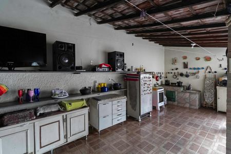 Casa à venda com 586m², 3 quartos e 6 vagas Casa à venda com 586m², 3 quartos e 6 vagasÁrea gourmet