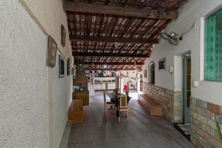 Casa à venda com 586m², 3 quartos e 6 vagas Casa à venda com 586m², 3 quartos e 6 vagasÁrea gourmet