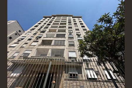 Apartamento para alugar com 78m², 2 quartos e sem vaga Apartamento para alugar com 78m², 2 quartos e sem vagaFachada