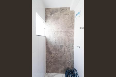 Apartamento para alugar com 37m², 2 quartos e sem vagaBanheiro