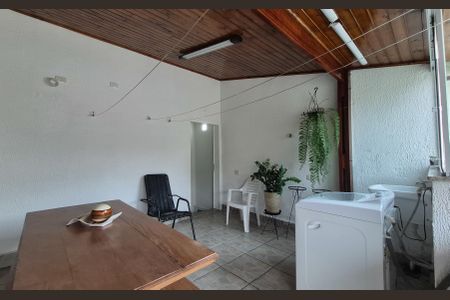 Apartamento à venda com 160m², 3 quartos e 2 vagasLavanderia