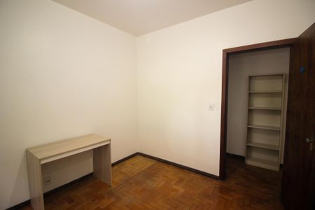 Apartamento à venda com 110m², 3 quartos e 1 vagaQuarto 2
