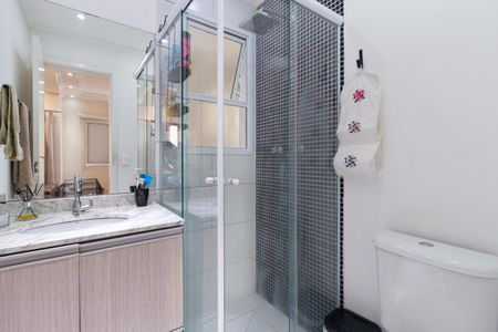 Apartamento à venda com 64m², 3 quartos e 1 vaga Apartamento à venda com 64m², 3 quartos e 1 vagaBanheiro Social