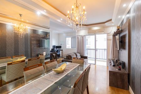 Apartamento à venda com 64m², 3 quartos e 1 vaga Apartamento à venda com 64m², 3 quartos e 1 vagaSala de Jantar