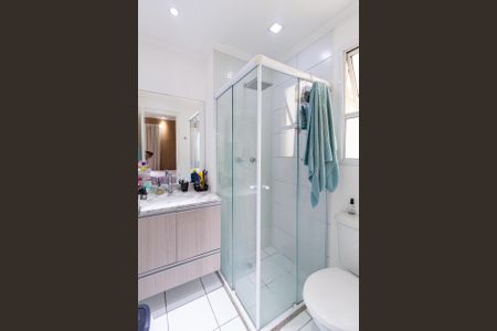 Apartamento à venda com 64m², 3 quartos e 1 vaga Apartamento à venda com 64m², 3 quartos e 1 vagaBanheiro da suíte