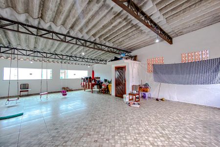 Casa à venda com 400m², 8 quartos e 6 vagasSalão