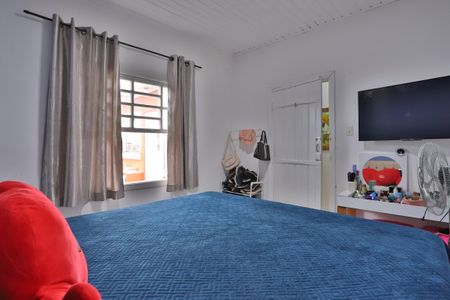 Casa à venda com 320m², 6 quartos e 2 vagas Casa à venda com 320m², 6 quartos e 2 vagasQuarto 1