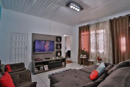 Casa à venda com 320m², 6 quartos e 2 vagas Casa à venda com 320m², 6 quartos e 2 vagasSala