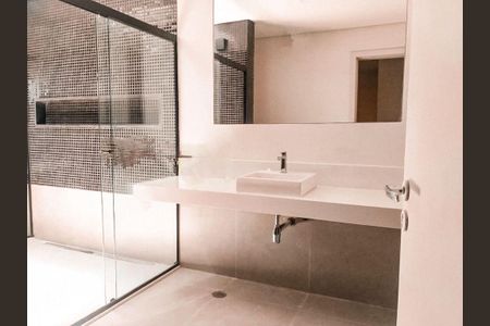 Casa à venda com 748m², 4 quartos e 8 vagas