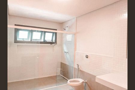 Casa à venda com 748m², 4 quartos e 8 vagas