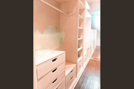 Casa à venda com 748m², 4 quartos e 8 vagas