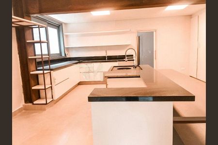 Casa à venda com 748m², 4 quartos e 8 vagas