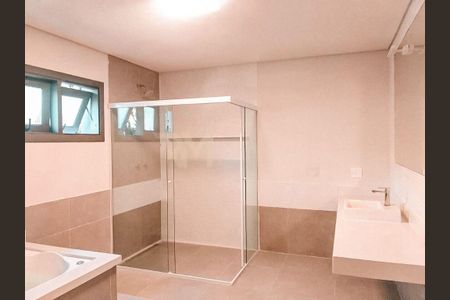 Casa à venda com 748m², 4 quartos e 8 vagas