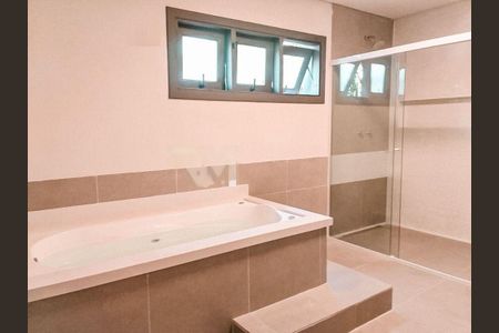 Casa à venda com 748m², 4 quartos e 8 vagas