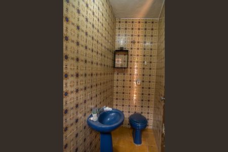 Casa à venda com 110m², 3 quartos e 2 vagas Casa à venda com 110m², 3 quartos e 2 vagasBanheiro de Serviço