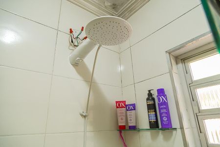 Casa à venda com 110m², 3 quartos e 2 vagas Casa à venda com 110m², 3 quartos e 2 vagasBanheiro - Chuveiro