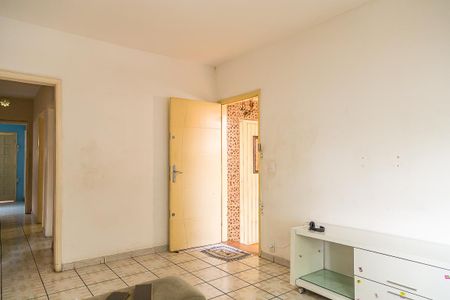 Casa à venda com 110m², 3 quartos e 2 vagas Casa à venda com 110m², 3 quartos e 2 vagasSala