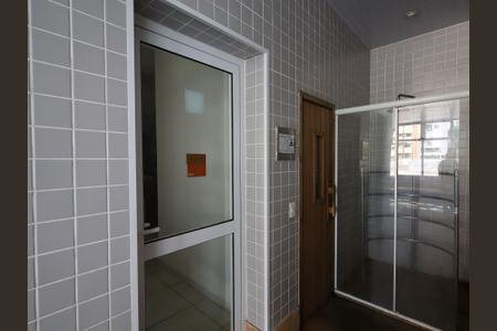 Apartamento à venda com 79m², 2 quartos e 1 vagaÁrea comum 