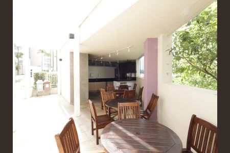 Apartamento à venda com 79m², 2 quartos e 1 vagaÁrea comum 