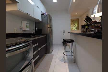 Apartamento à venda com 79m², 2 quartos e 1 vagaCozinha